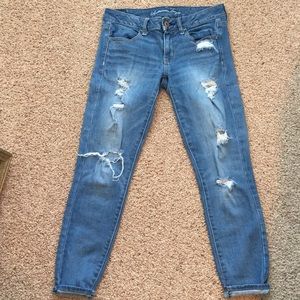 American Eagle Light Wash Ripped Jeggings